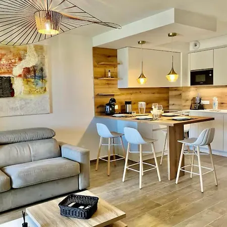 La Casa De Betty, 4 Personnes, Bord De A Florent Saint-Florent (Corsica)