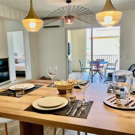 La Casa De Betty, 4 Personnes, Bord De A Florent Apartment *