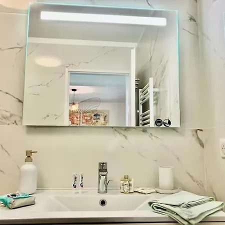 La Casa De Betty, 4 Personnes, Bord De A Florent